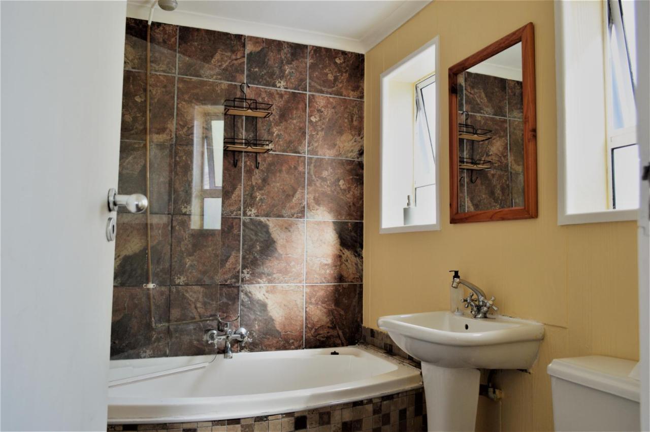 Point Village Guest House Mossel Bay Kültér fotó